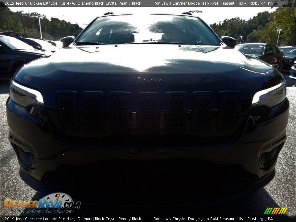 2019 Jeep Cherokee Latitude Plus 4x4 Diamond Black Crystal Pearl / Black Photo #9