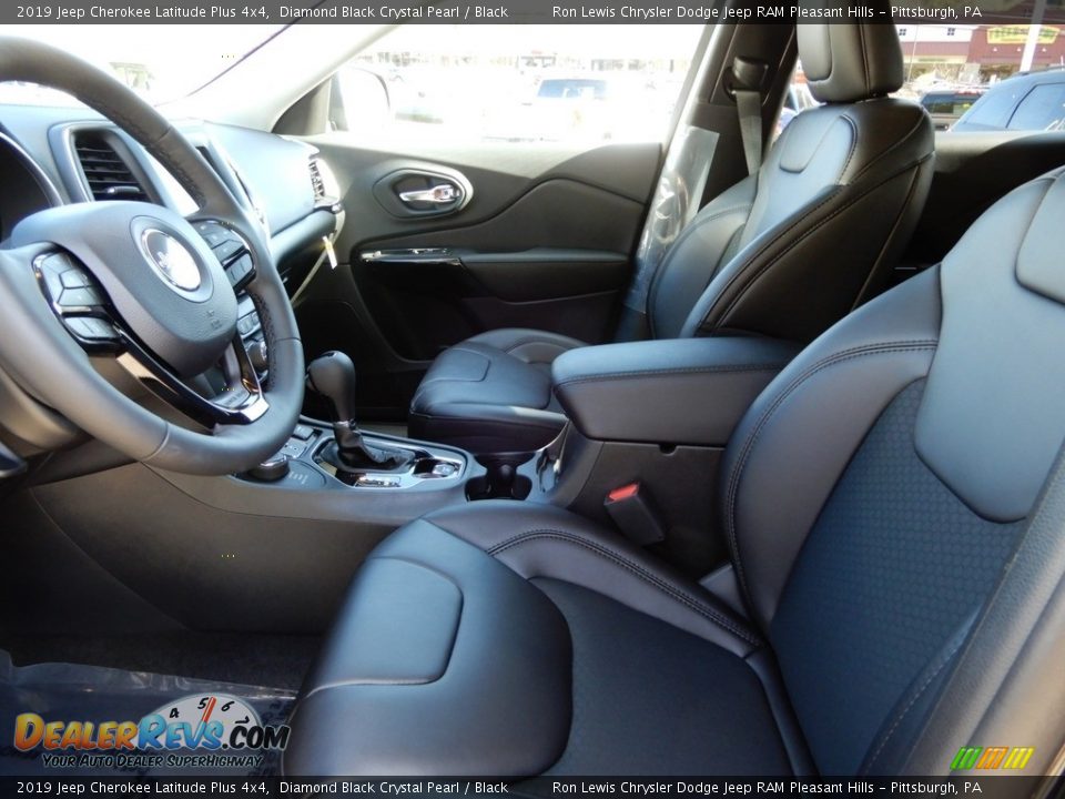 2019 Jeep Cherokee Latitude Plus 4x4 Diamond Black Crystal Pearl / Black Photo #11