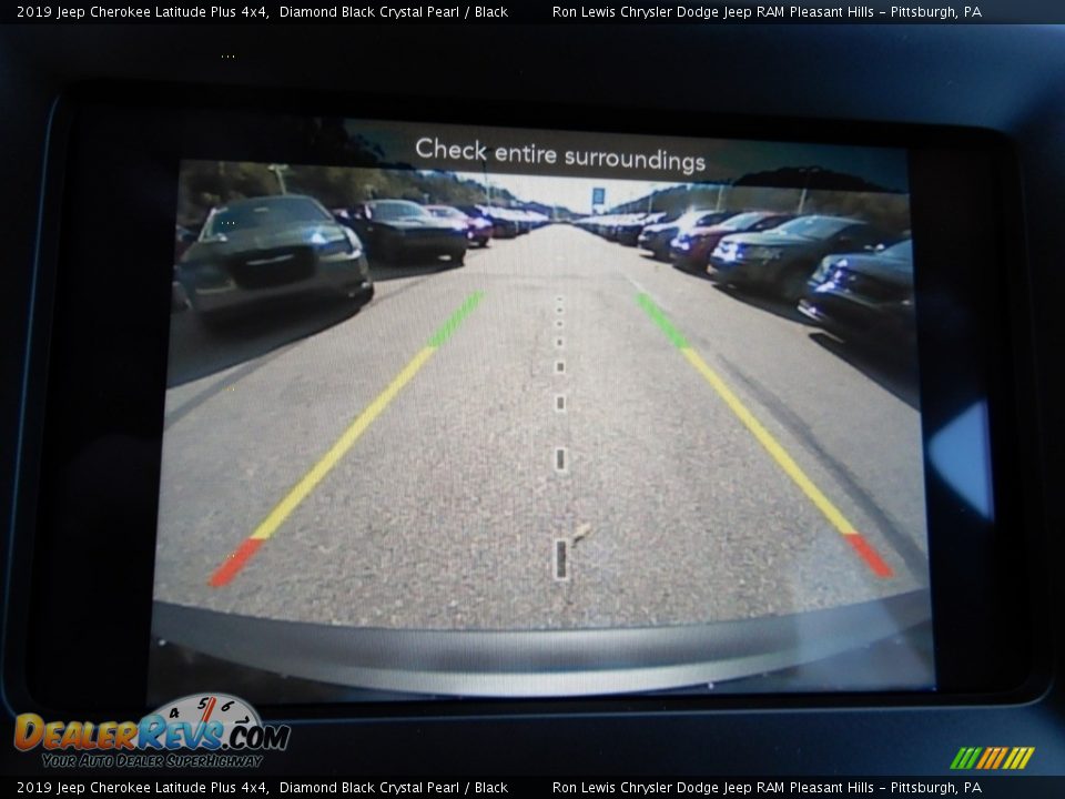 2019 Jeep Cherokee Latitude Plus 4x4 Diamond Black Crystal Pearl / Black Photo #19