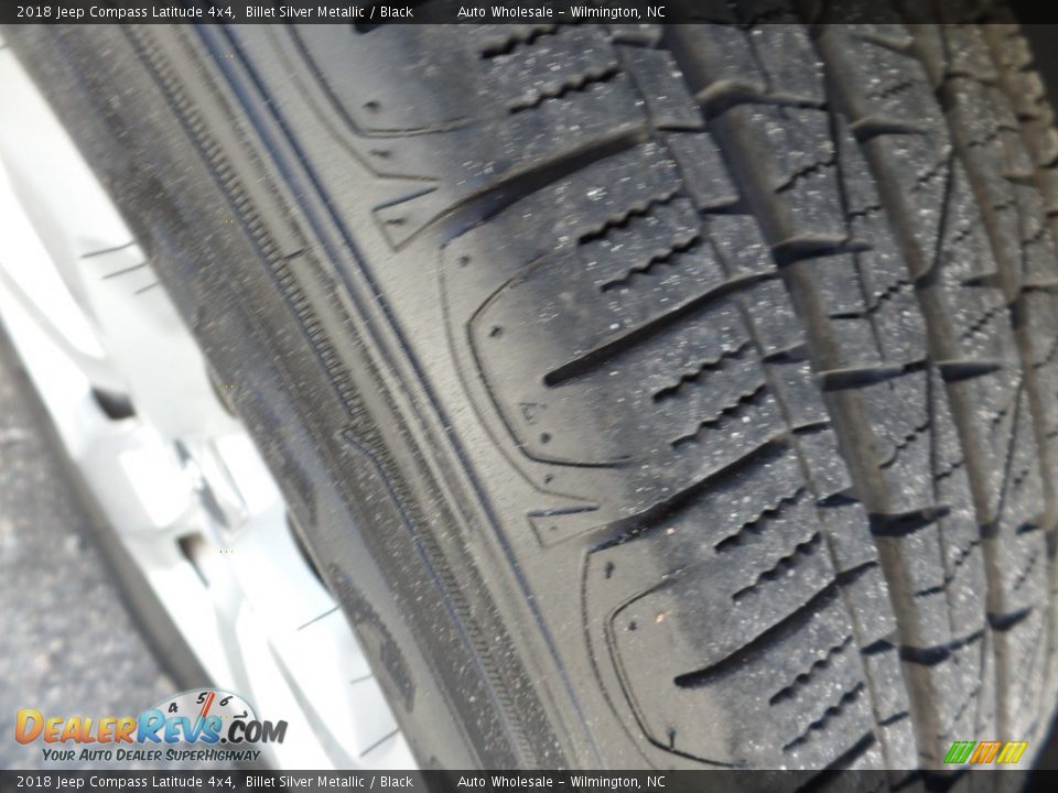 2018 Jeep Compass Latitude 4x4 Billet Silver Metallic / Black Photo #9