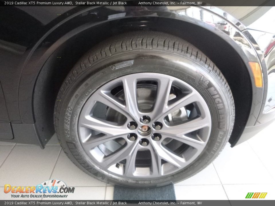 2019 Cadillac XT5 Premium Luxury AWD Stellar Black Metallic / Jet Black Photo #2