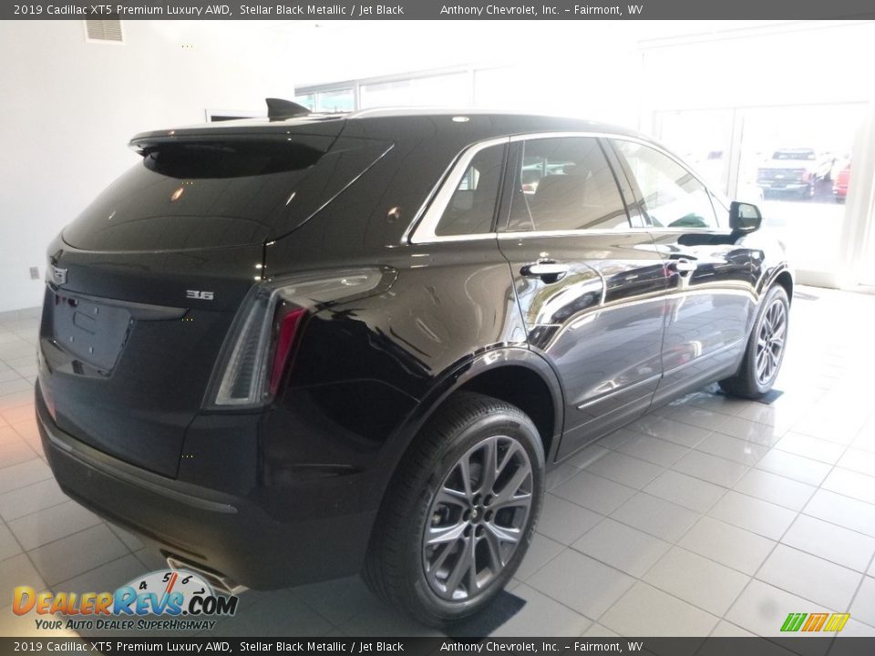 2019 Cadillac XT5 Premium Luxury AWD Stellar Black Metallic / Jet Black Photo #4
