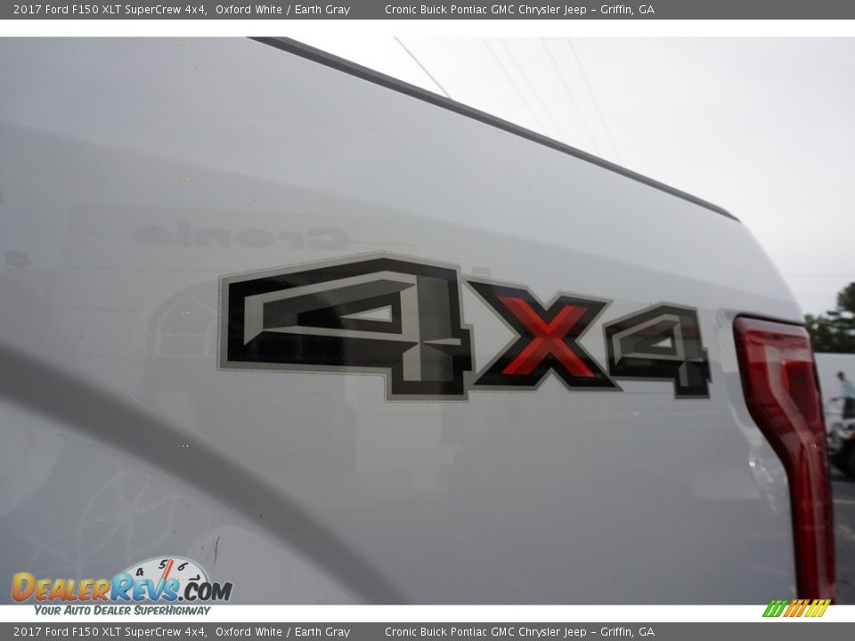 2017 Ford F150 XLT SuperCrew 4x4 Oxford White / Earth Gray Photo #16