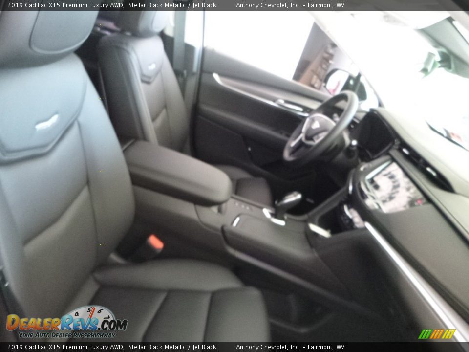 2019 Cadillac XT5 Premium Luxury AWD Stellar Black Metallic / Jet Black Photo #10