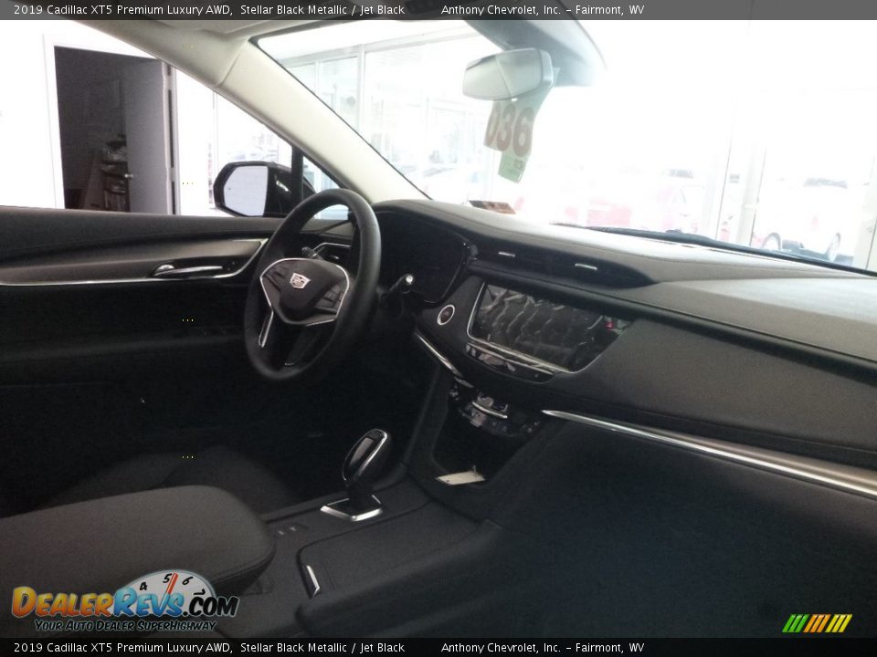 2019 Cadillac XT5 Premium Luxury AWD Stellar Black Metallic / Jet Black Photo #11