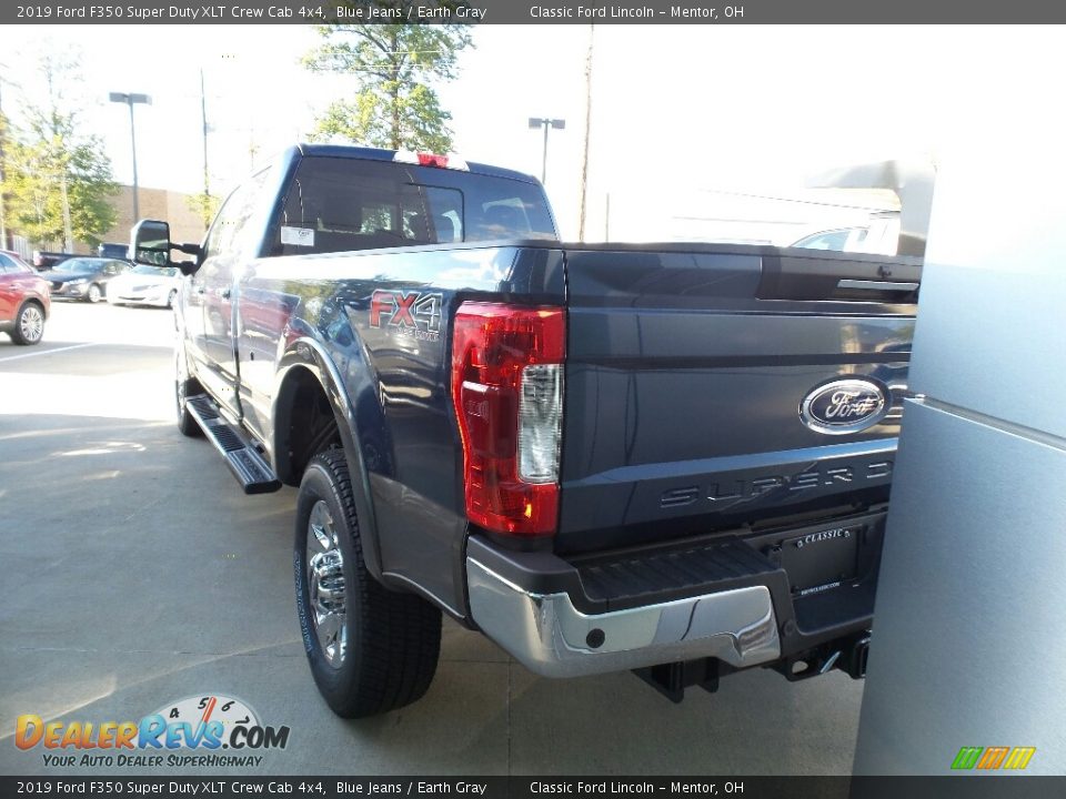 2019 Ford F350 Super Duty XLT Crew Cab 4x4 Blue Jeans / Earth Gray Photo #3