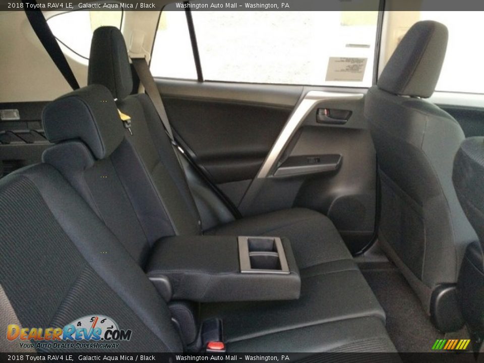 2018 Toyota RAV4 LE Galactic Aqua Mica / Black Photo #18