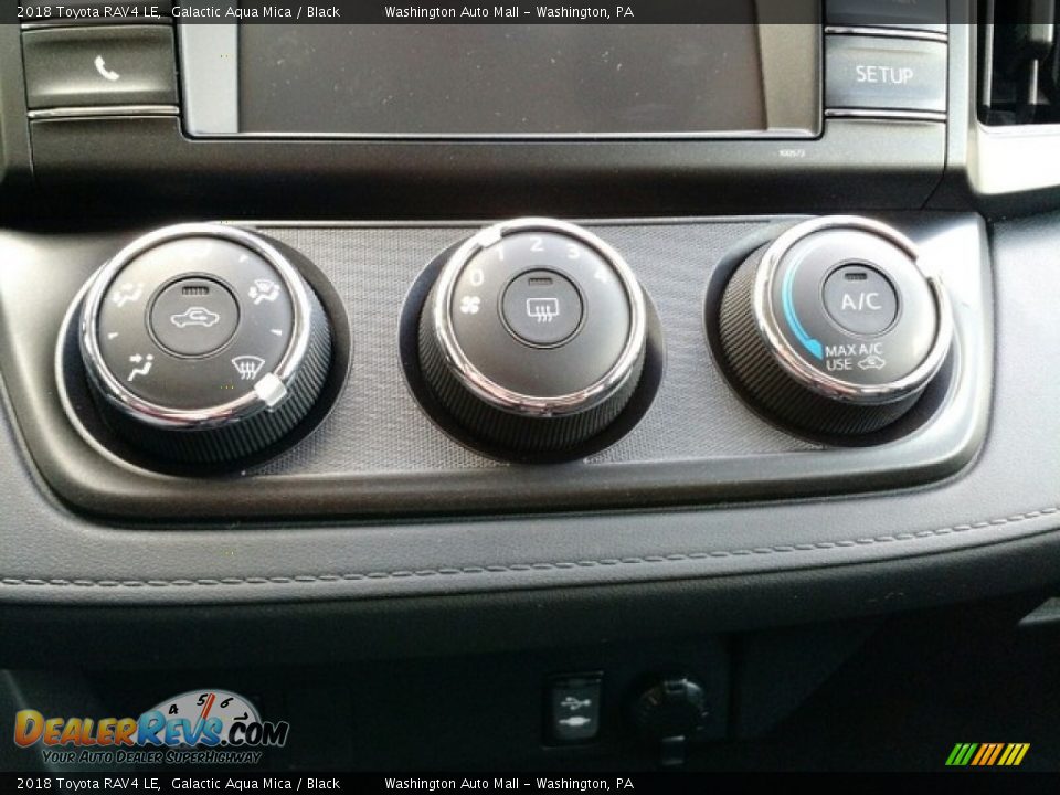 2018 Toyota RAV4 LE Galactic Aqua Mica / Black Photo #22