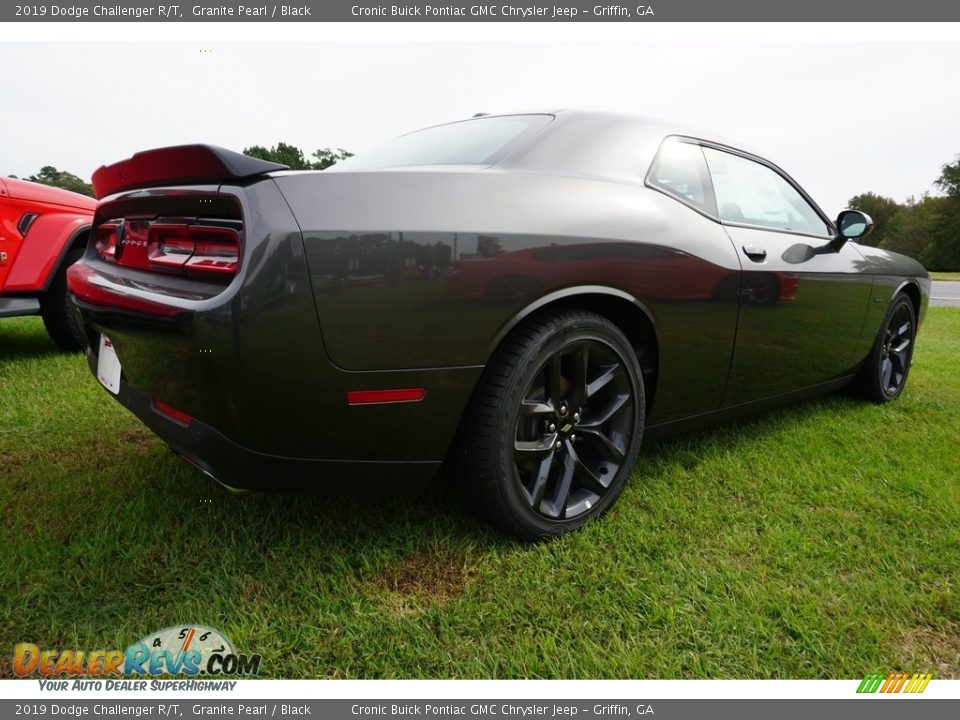 2019 Dodge Challenger R/T Granite Pearl / Black Photo #12