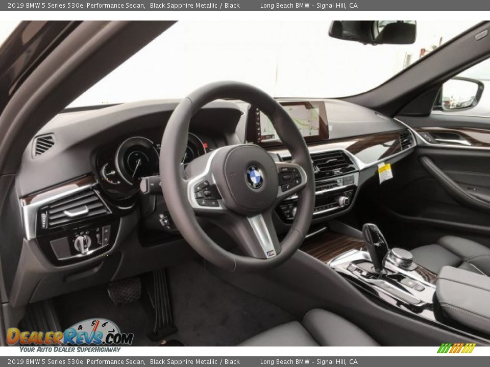2019 BMW 5 Series 530e iPerformance Sedan Black Sapphire Metallic / Black Photo #4