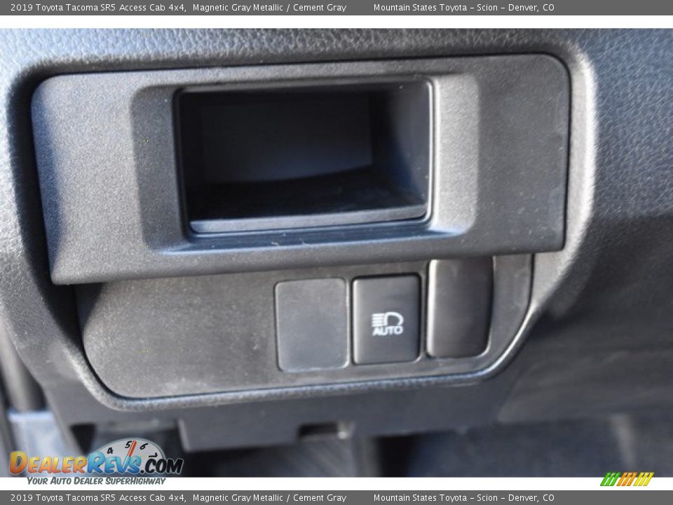 2019 Toyota Tacoma SR5 Access Cab 4x4 Magnetic Gray Metallic / Cement Gray Photo #25