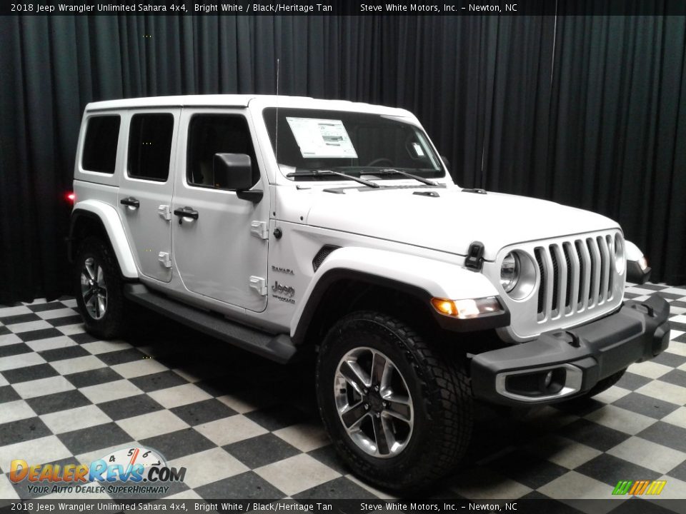 2018 Jeep Wrangler Unlimited Sahara 4x4 Bright White / Black/Heritage Tan Photo #4