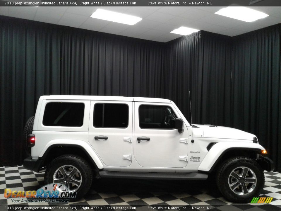 2018 Jeep Wrangler Unlimited Sahara 4x4 Bright White / Black/Heritage Tan Photo #5