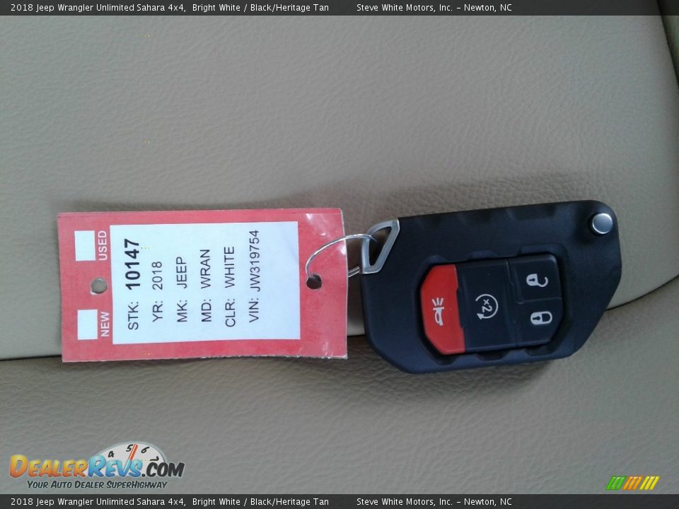 2018 Jeep Wrangler Unlimited Sahara 4x4 Bright White / Black/Heritage Tan Photo #30