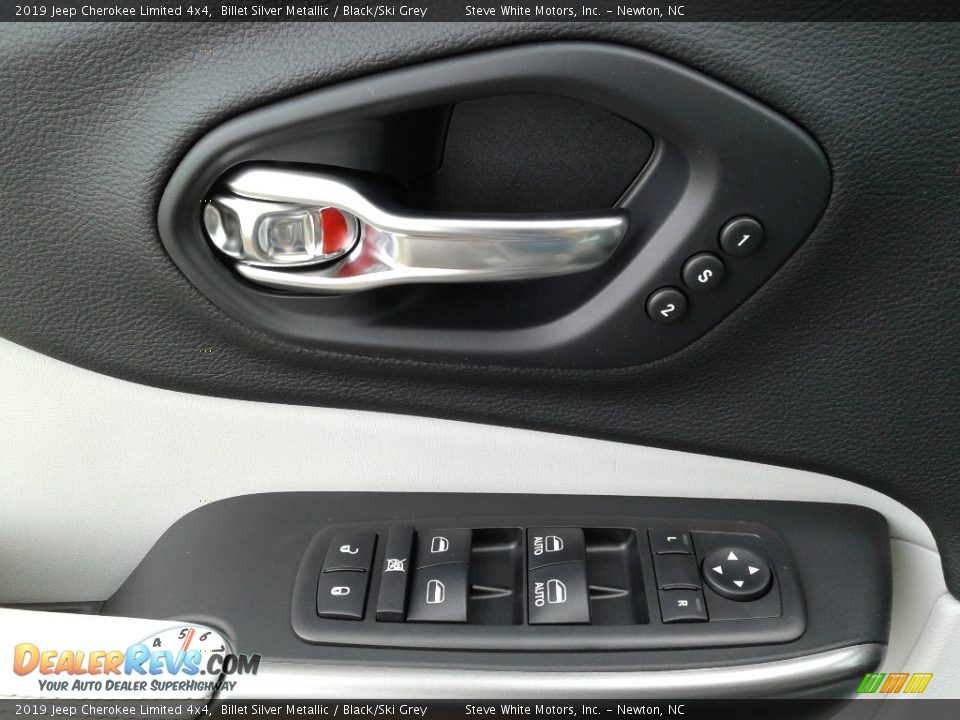 2019 Jeep Cherokee Limited 4x4 Billet Silver Metallic / Black/Ski Grey Photo #9