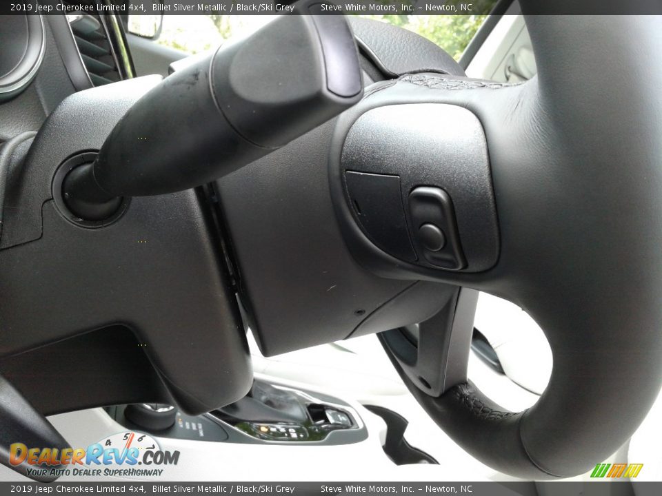 2019 Jeep Cherokee Limited 4x4 Billet Silver Metallic / Black/Ski Grey Photo #17