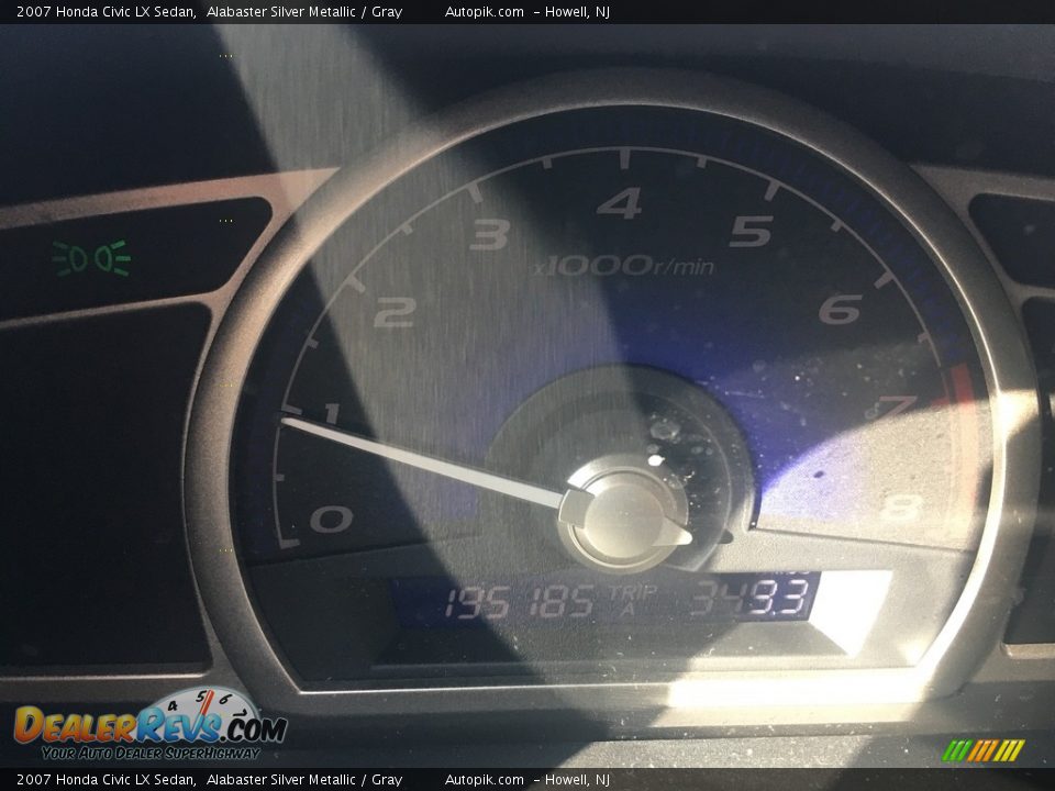 2007 Honda Civic LX Sedan Alabaster Silver Metallic / Gray Photo #17