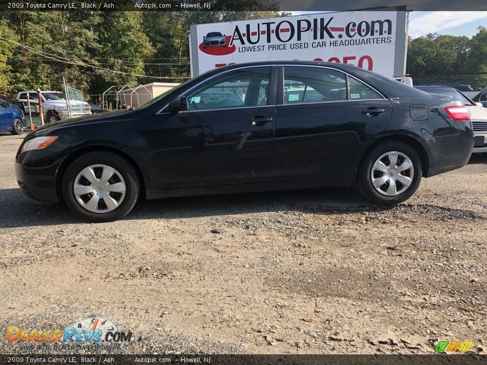2009 Toyota Camry LE Black / Ash Photo #5