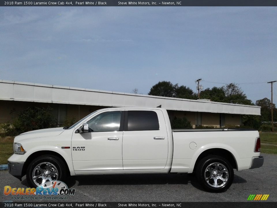 2018 Ram 1500 Laramie Crew Cab 4x4 Pearl White / Black Photo #1
