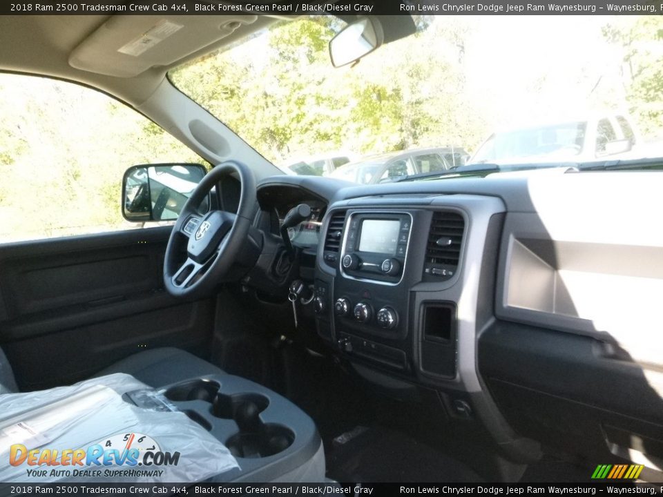 2018 Ram 2500 Tradesman Crew Cab 4x4 Black Forest Green Pearl / Black/Diesel Gray Photo #11