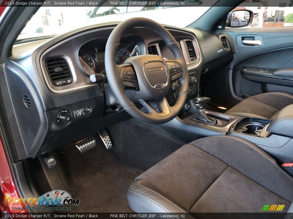 Black Interior - 2019 Dodge Charger R/T Photo #7