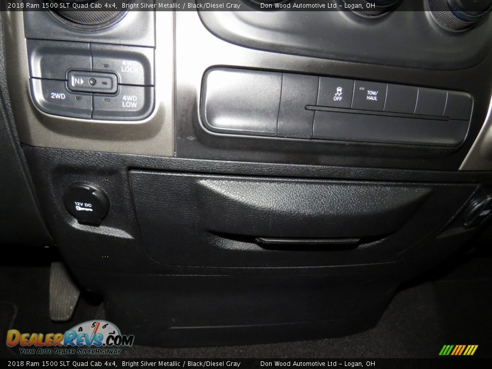2018 Ram 1500 SLT Quad Cab 4x4 Bright Silver Metallic / Black/Diesel Gray Photo #27