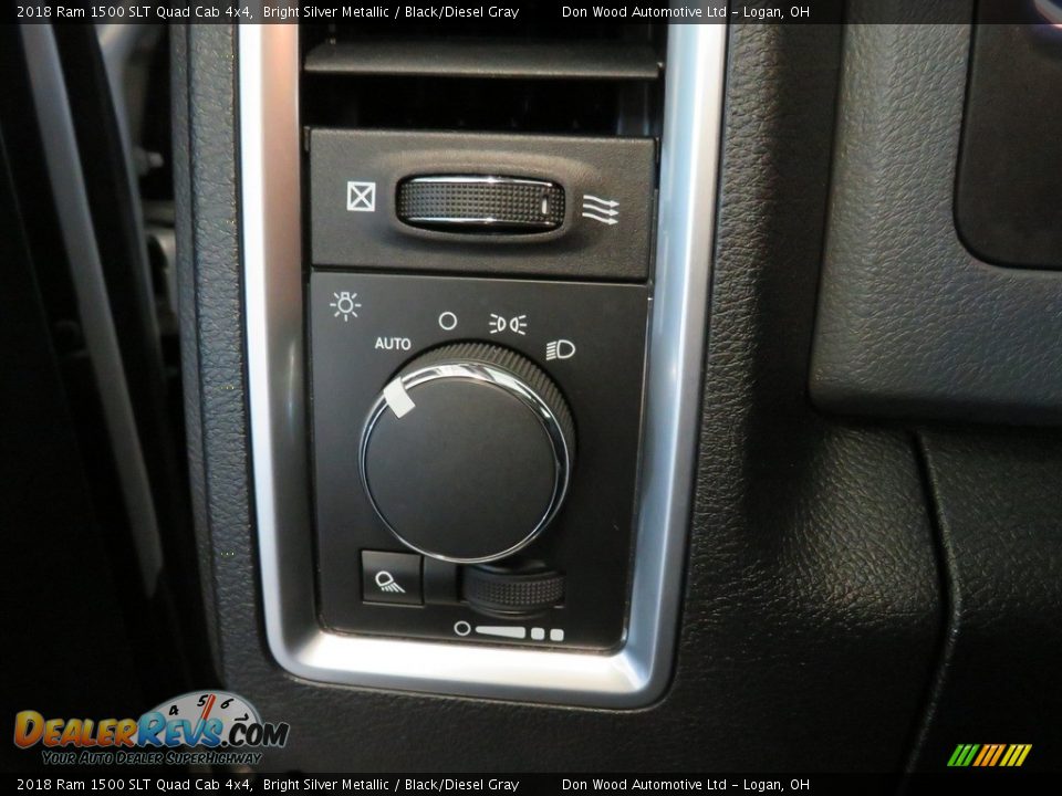 2018 Ram 1500 SLT Quad Cab 4x4 Bright Silver Metallic / Black/Diesel Gray Photo #28