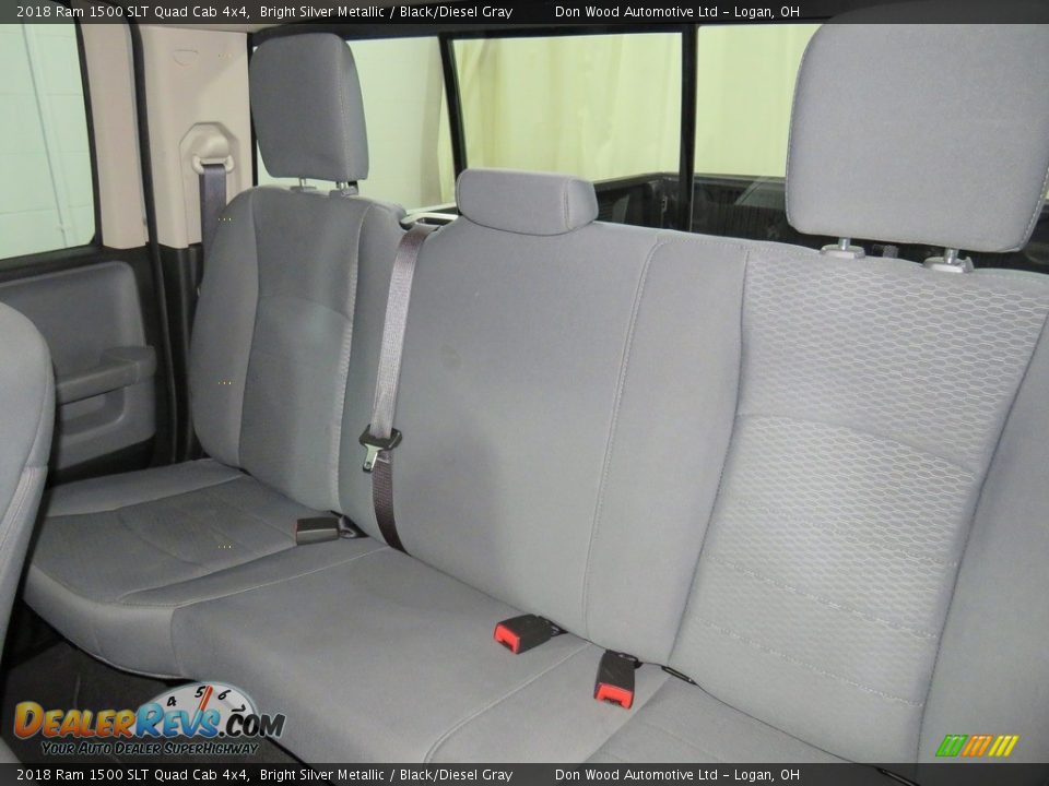 2018 Ram 1500 SLT Quad Cab 4x4 Bright Silver Metallic / Black/Diesel Gray Photo #33