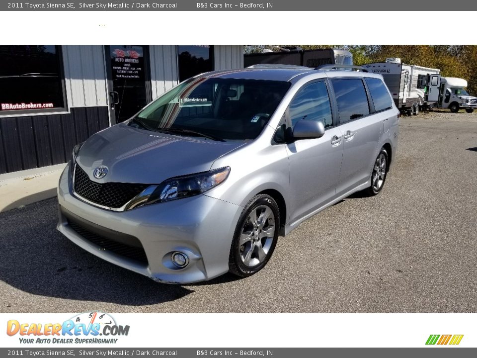 2011 Toyota Sienna SE Silver Sky Metallic / Dark Charcoal Photo #1
