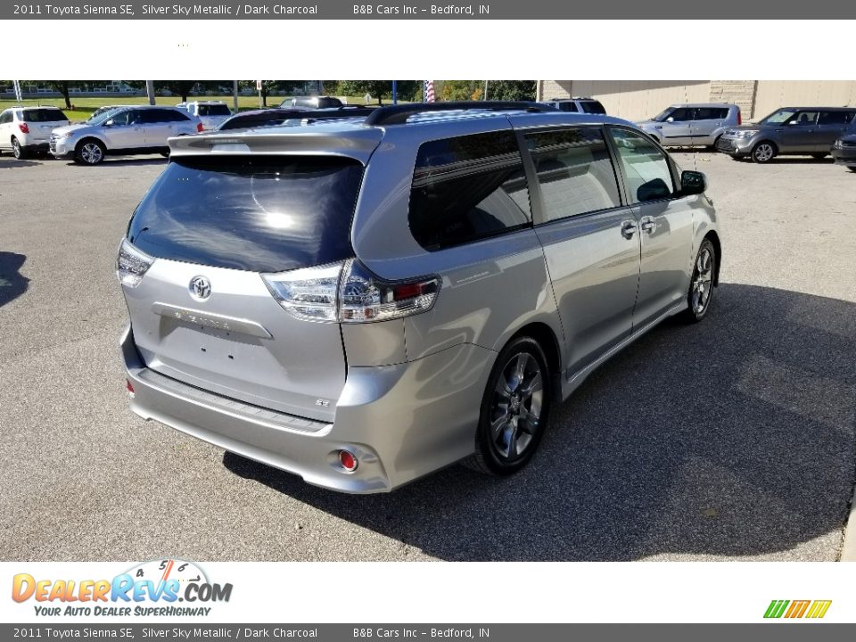 2011 Toyota Sienna SE Silver Sky Metallic / Dark Charcoal Photo #6