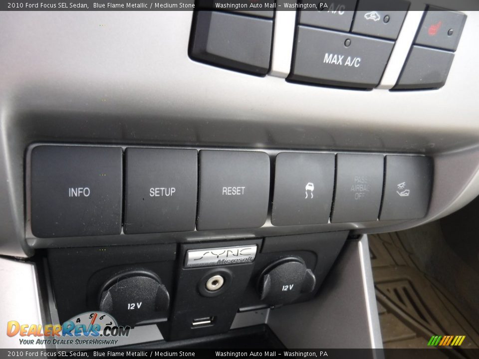 2010 Ford Focus SEL Sedan Blue Flame Metallic / Medium Stone Photo #19