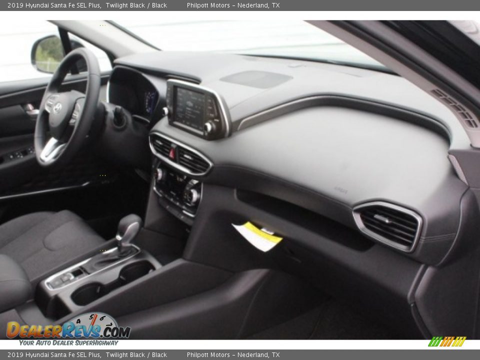 2019 Hyundai Santa Fe SEL Plus Twilight Black / Black Photo #32
