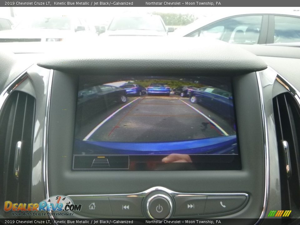 2019 Chevrolet Cruze LT Kinetic Blue Metallic / Jet Black/­Galvanized Photo #17