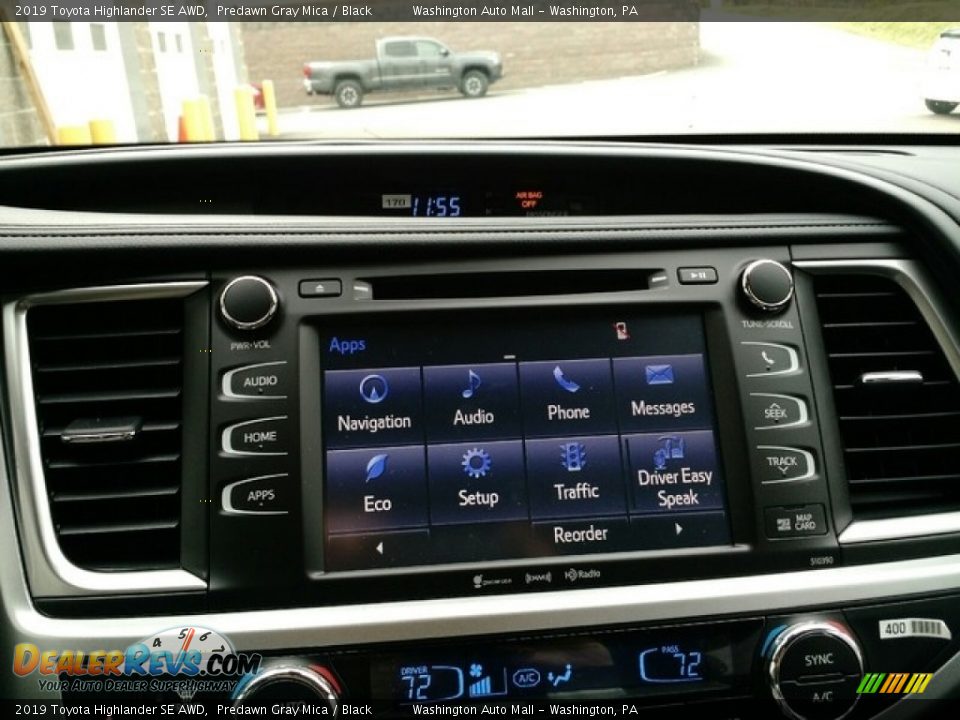 Controls of 2019 Toyota Highlander SE AWD Photo #14