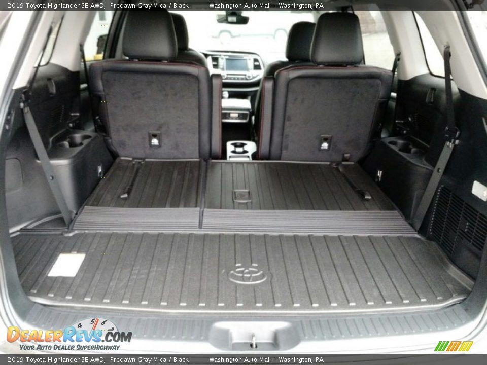 2019 Toyota Highlander SE AWD Trunk Photo #28