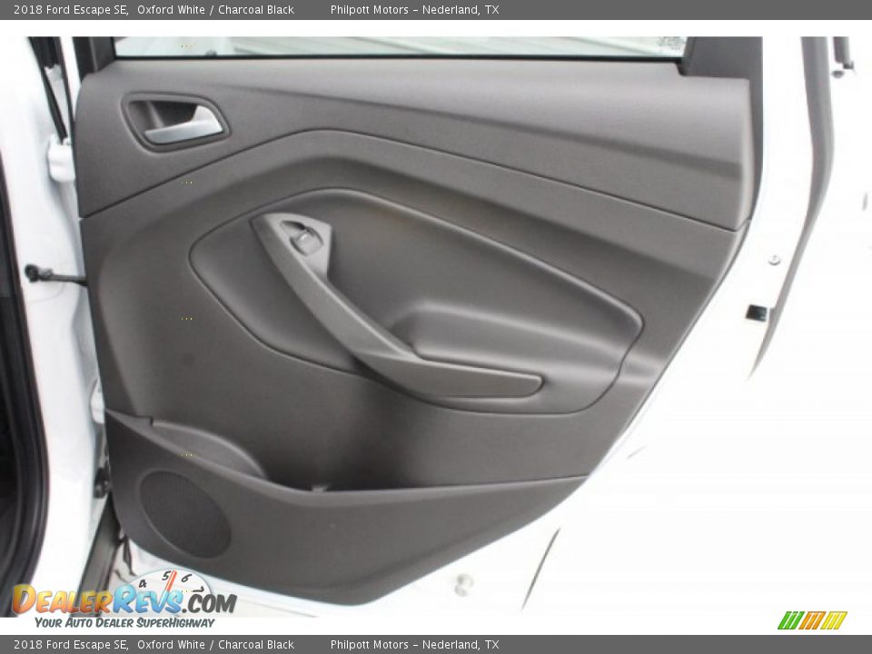 2018 Ford Escape SE Oxford White / Charcoal Black Photo #27
