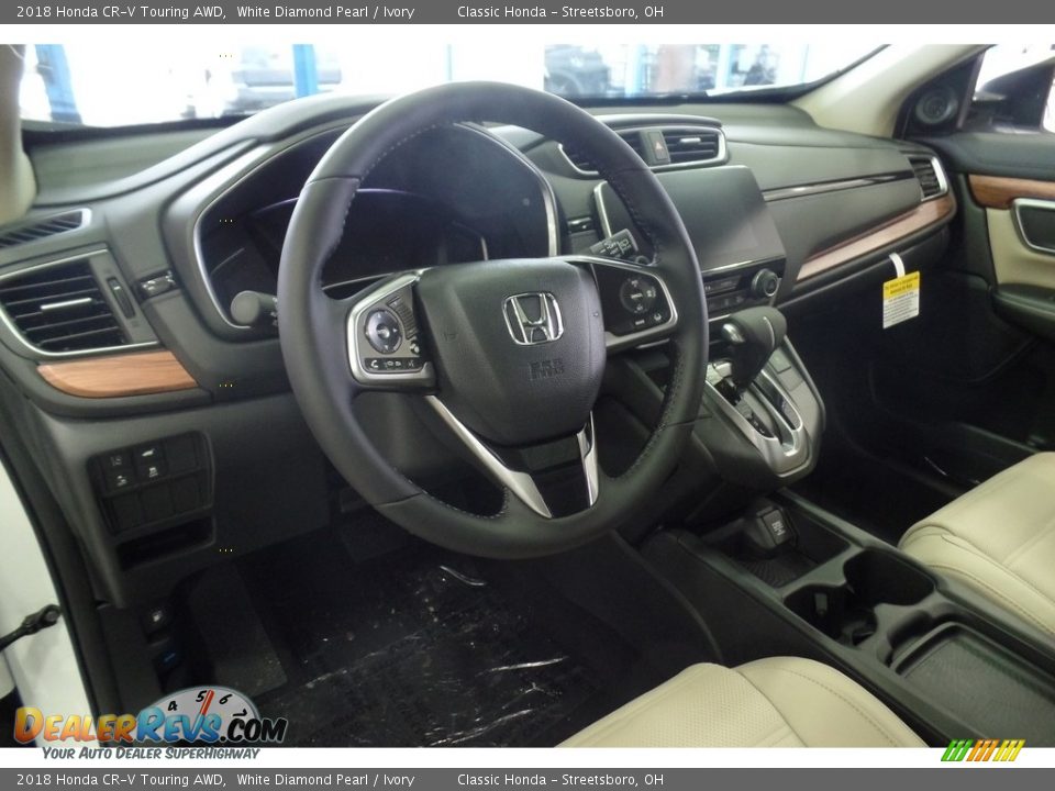 2018 Honda CR-V Touring AWD White Diamond Pearl / Ivory Photo #7