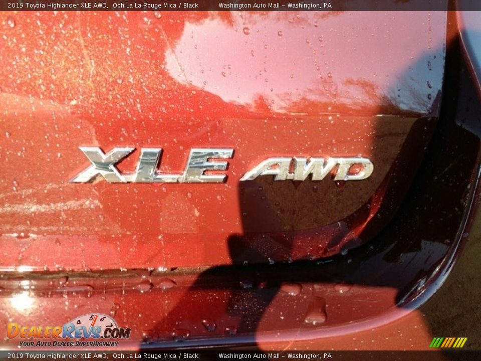 2019 Toyota Highlander XLE AWD Ooh La La Rouge Mica / Black Photo #5