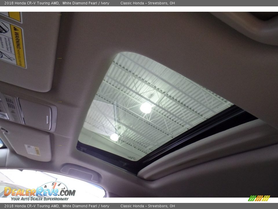 2018 Honda CR-V Touring AWD White Diamond Pearl / Ivory Photo #15