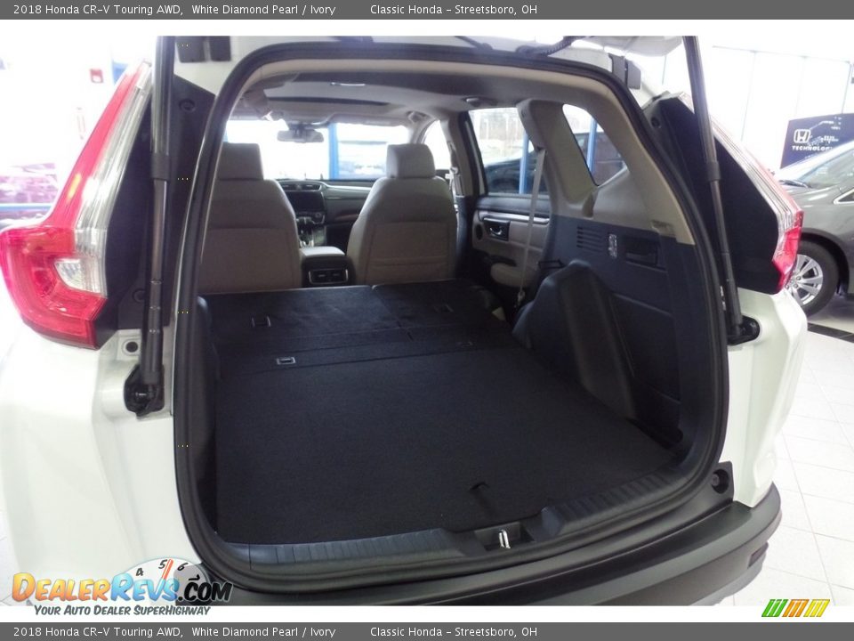 2018 Honda CR-V Touring AWD White Diamond Pearl / Ivory Photo #17