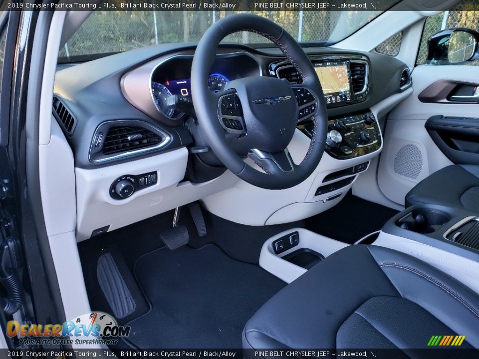 2019 Chrysler Pacifica Touring L Plus Brilliant Black Crystal Pearl / Black/Alloy Photo #7