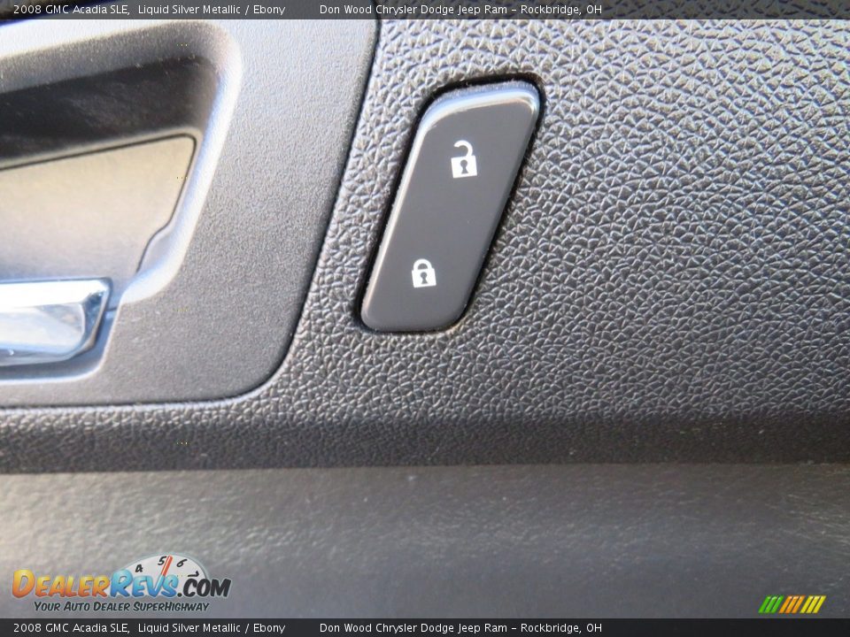 2008 GMC Acadia SLE Liquid Silver Metallic / Ebony Photo #36