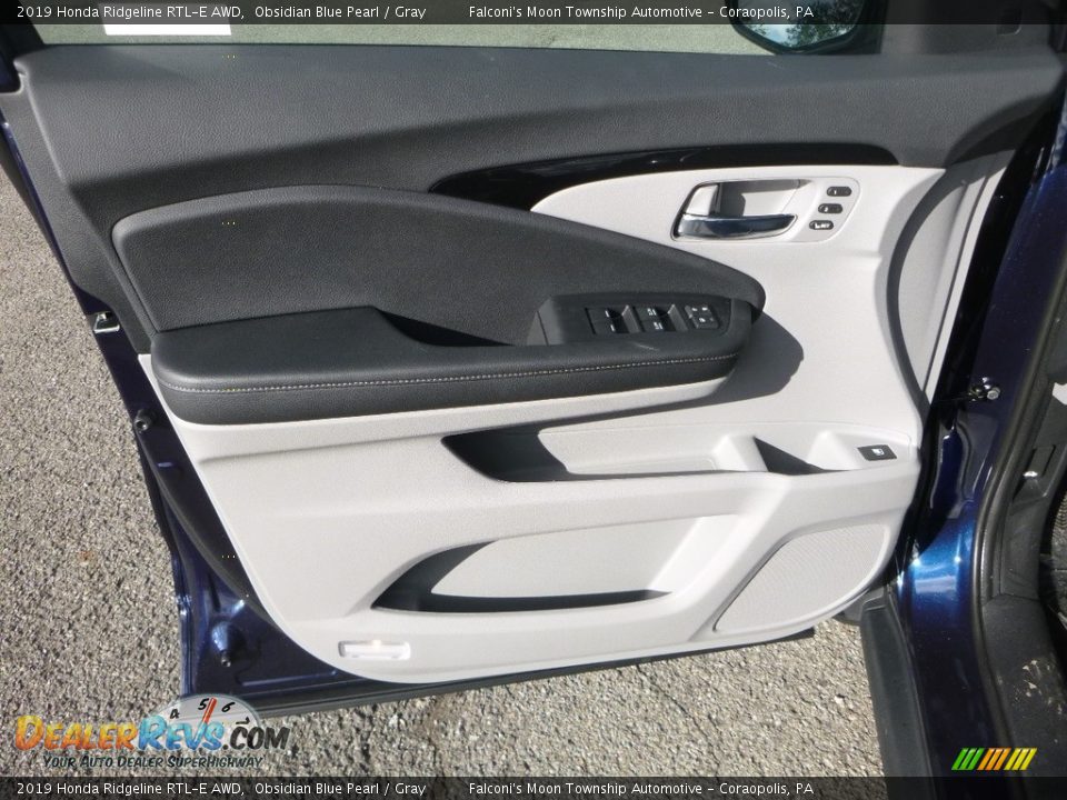 Door Panel of 2019 Honda Ridgeline RTL-E AWD Photo #11