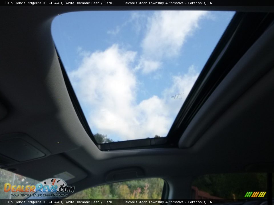 2019 Honda Ridgeline RTL-E AWD White Diamond Pearl / Black Photo #12