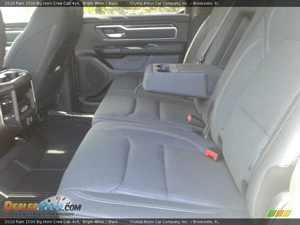 2019 Ram 1500 Big Horn Crew Cab 4x4 Bright White / Black Photo #10
