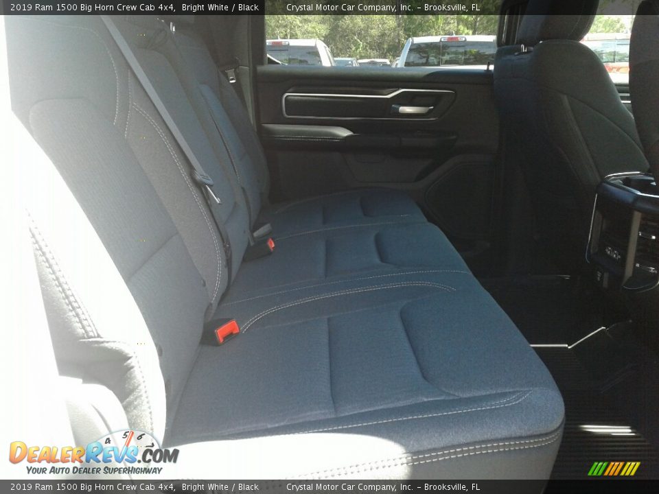 2019 Ram 1500 Big Horn Crew Cab 4x4 Bright White / Black Photo #11