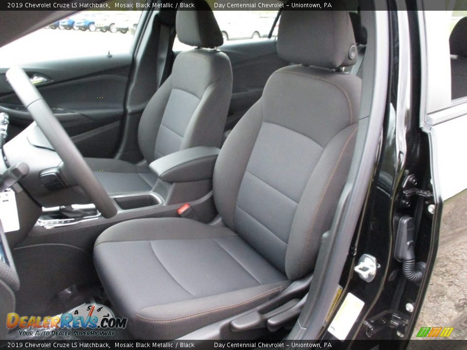 2019 Chevrolet Cruze LS Hatchback Mosaic Black Metallic / Black Photo #6