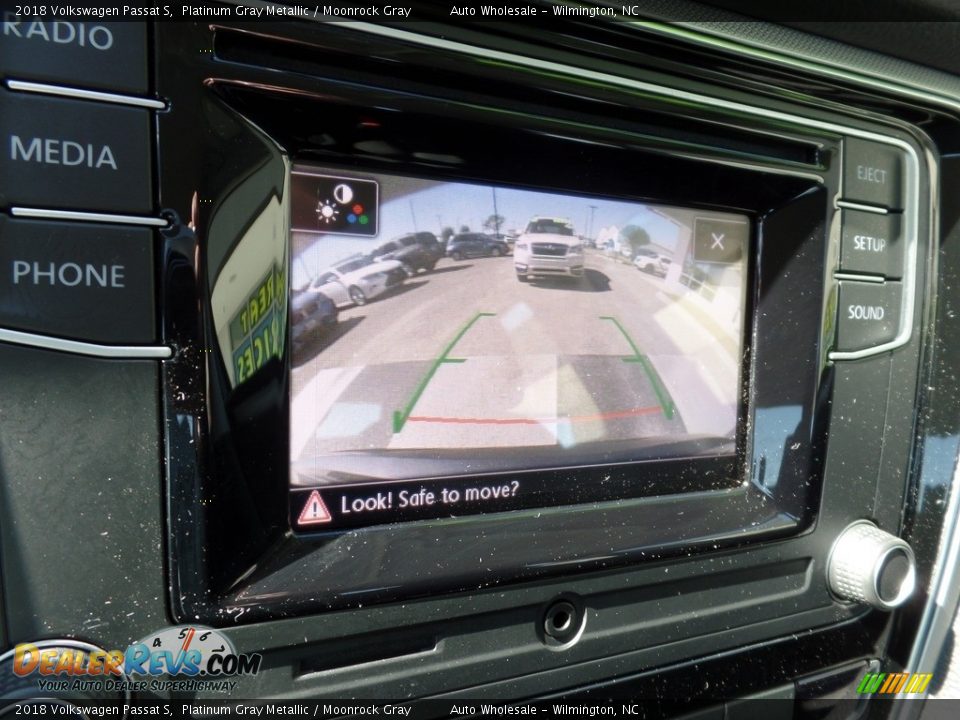 2018 Volkswagen Passat S Platinum Gray Metallic / Moonrock Gray Photo #19