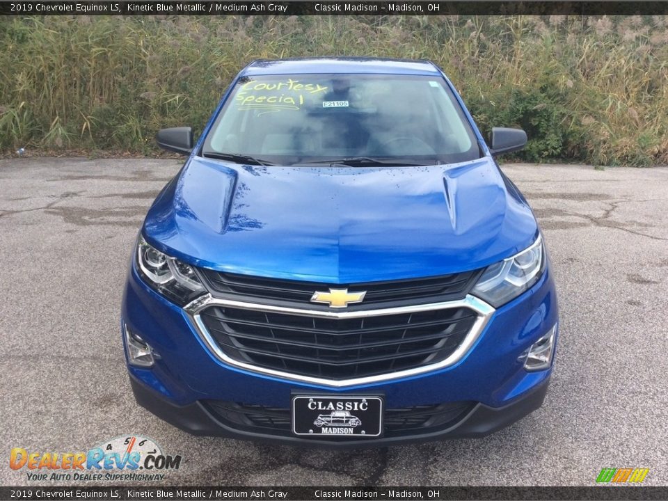 2019 Chevrolet Equinox LS Kinetic Blue Metallic / Medium Ash Gray Photo #2