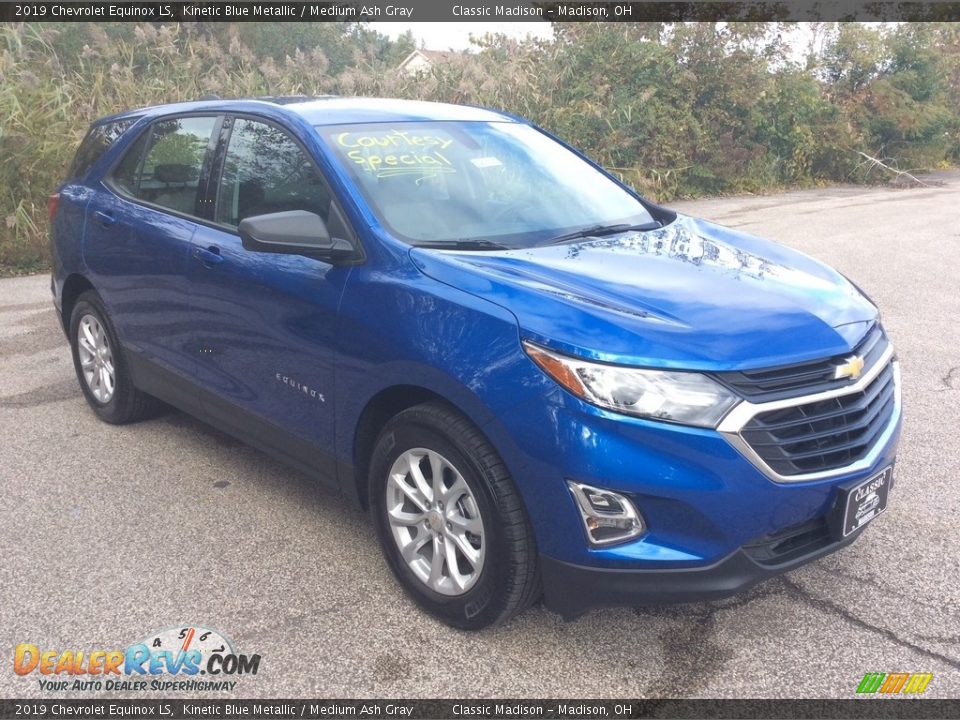 2019 Chevrolet Equinox LS Kinetic Blue Metallic / Medium Ash Gray Photo #8